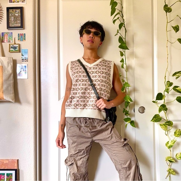 BDG Pink & Brown Patterned Sweater Vest - Picture 2 of 6